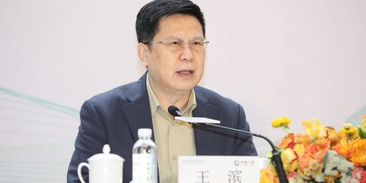 घूस खाएका चाइना लाइफ इन्स्योरेन्सका पूर्व अध्यक्षलाई मृत्युदण्ड