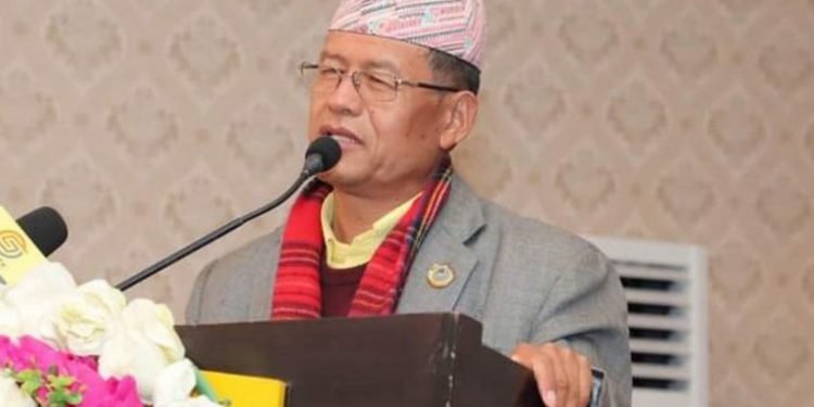 सरकार घेराबन्दी पर्ला तर फाइल खोल्न छाडिन्न : मन्त्री गुरुङ