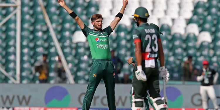 बंगलादेशविरुद्ध पाकिस्तानको सहज जित