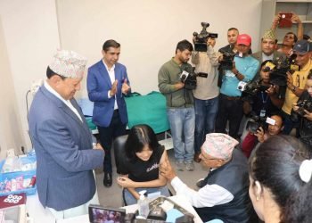 स्वास्थ्य मन्त्री बस्नेतद्वारा पाठेघरको मुखको क्यान्सर विरुद्धको एच.पी.भी. खोपको डेमोस्ट्रेसन शुभारम्भ
