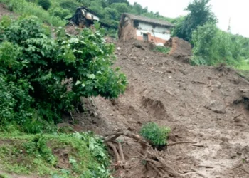पहिरोका कारण सात घर विस्थापित