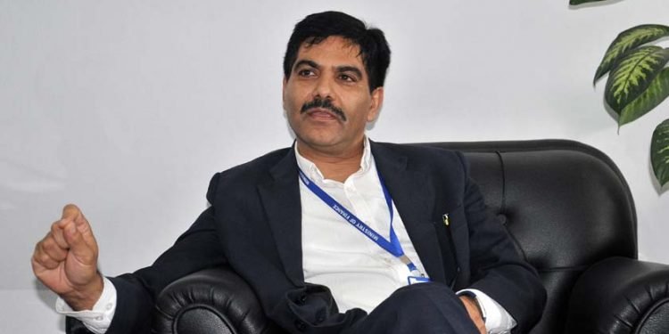 पेमेन्ट गेटवे खरिद अनियमिततामा मुछिए मुख्य सचिव अर्याल