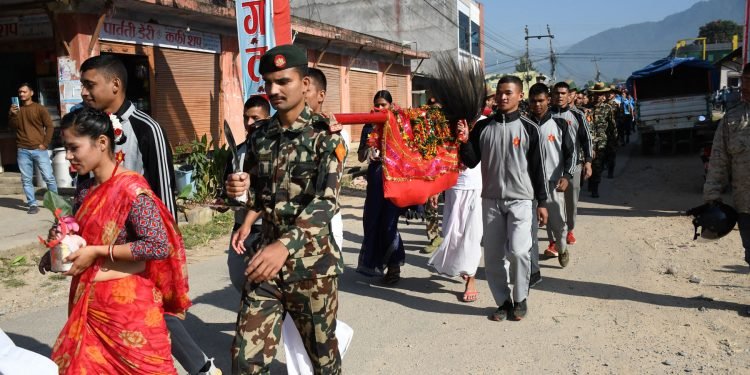 गोरखाबाट फूलपाती पठाइयो