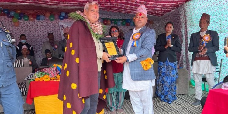 दुर्गम क्षेत्रमा निर्मित दुईवटा परियोजनाको संयुक्तरूपमा उद्घाटन