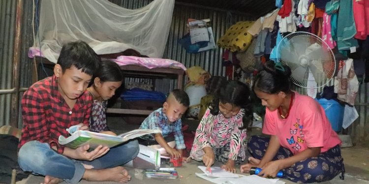 कसैले सुनेन गजुरीका पहिरो विस्थापितका पीडा