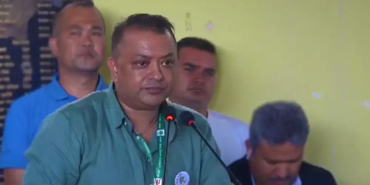 कांग्रेसलाई माओवादीकरण र एमालेकरण हुन दिदैनौं – गगन थापा