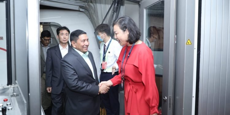 गृहमन्त्री श्रेष्ठ बेइजिङमा