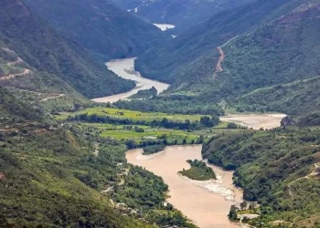 २४ घण्टादेखि थुनिएको कास्कीको किम्रोङ खोलामा पानी बग्न थाल्यो