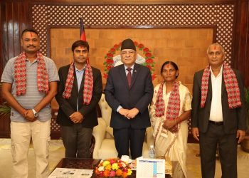 एमाले लुम्बिनी प्रदेशका नेता माओवादी केन्द्रमा प्रवेश