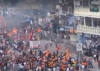 नेपालगञ्जमा कर्फ्यू उल्लङ्घन गर्दै प्रदर्शन जारी