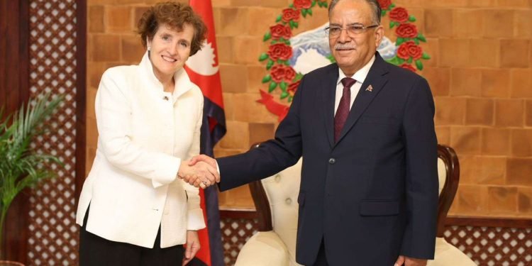 प्रधानमन्त्री दाहाल र एमसीसीकी सीईओबीच भेटवार्ता