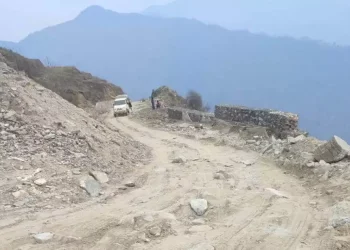 बारपाक–लाप्राक सडकखण्ड झन्डै तीन महिनादेखि अवरुद्ध