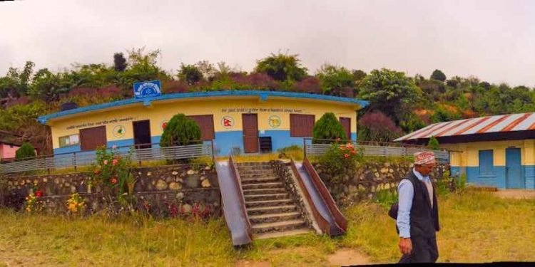 लक्ष्मी आधारभुत बिधालयको बिद्यार्थी पुनर्मिलन कार्यक्रम