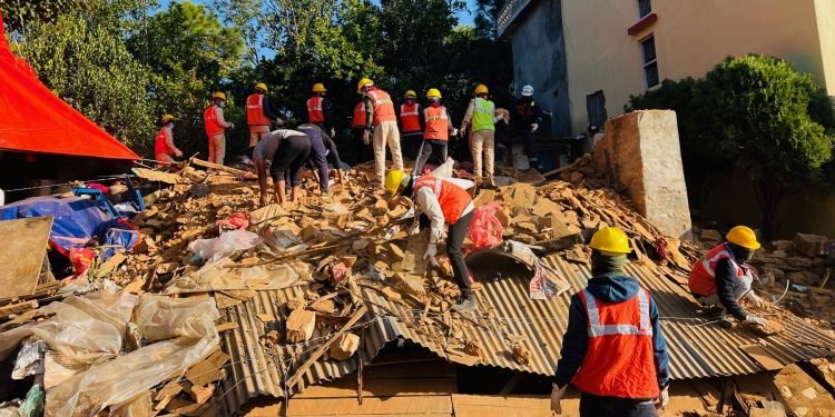 भूकम्प प्रभावितका लागि प्रधानमन्त्री दैवी प्रकोप सहायता कोषमा १८ करोड ३७ लाख जम्मा