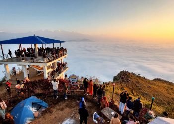 बन्दीपुर र मानुङकोटमा पर्यटकको चहलपहल