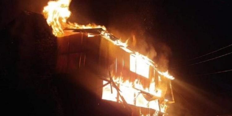 बर्दियामा आगलागी, तीनजना बालबालिकासहित चार जना हताहत