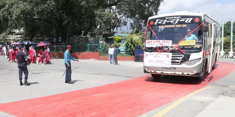रत्नपार्कदेखि सूर्यविनायकसम्म द्रुत बस सेवा आजदेखि पुनः सञ्चालनमा
