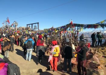 दशैं तिहारको बीचमा ३० हजार पर्यटक कालिञ्चोक पुगे