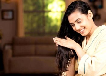 तपाईं पनि कपालमा तेल लगाउनुहुन्छ कि ?
