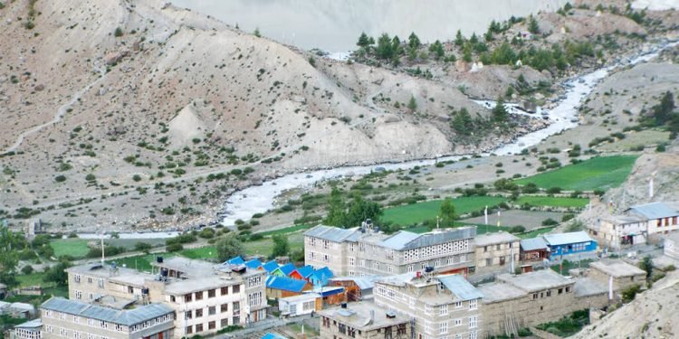 प्रदेशको पञ्चवर्षीय योजनामा समावेश गर्न पर्यटन र कृषिमा मनाङवासीको जोड