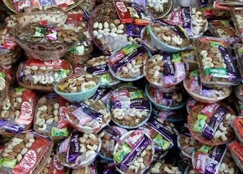भाइ मसलामा म्याद गुज्रिएका खानेकुरा बिक्री
