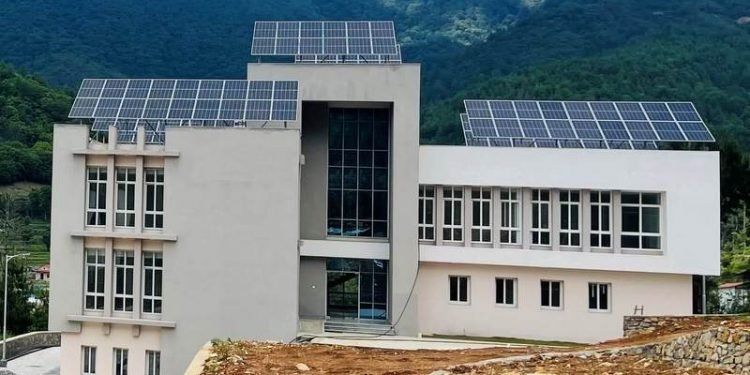 मदन भण्डारी विश्वविद्यालयमा स्नातकोत्तरका विद्यार्थीलाई मासिक ३० हजार छात्रवृत्ति