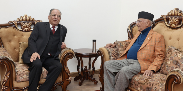 प्रचण्ड र ओलीबीच के भो कुराकानी ?