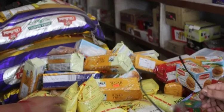 म्याद गुज्रेका खाद्य सामग्री बिक्री गर्नेलाई कारबाही