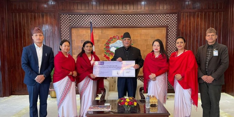 प्रहरी श्रीमती सङ्घद्वारा भूकम्प प्रभावितलाई पाँच लाख ५५ हजार सहयोग