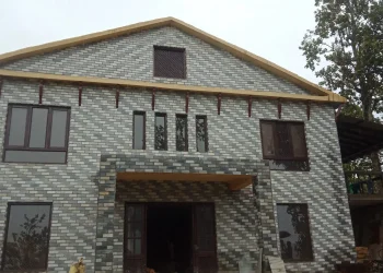 चुँदीरम्घामा निर्माण गरिएको रामायण भवन प्रयोगविहीन