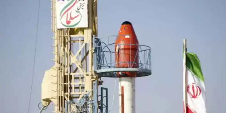 इरानले जनावरलाई अन्तरिक्षमा पठायो