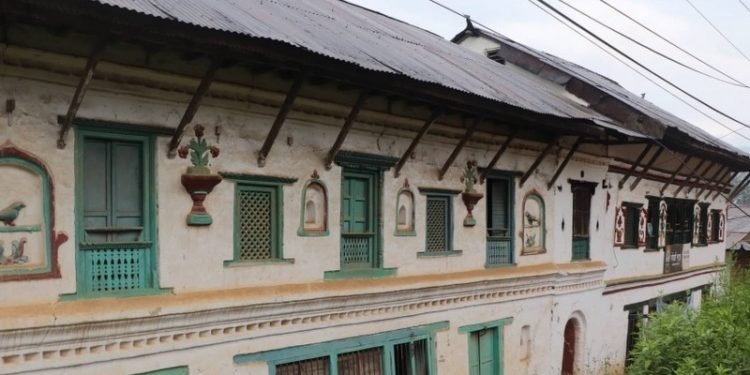 ऐतिहासिक टक्सारको धातु व्यवसाय जोगाउनै मुस्किल