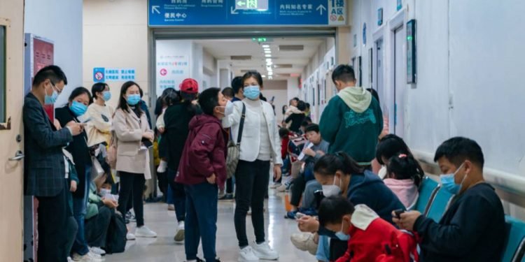 चीनमा फैलिँयो श्वासप्रश्वाससम्बन्धी नयाँ रोग, जोखिममा नेपाल