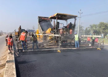 नारायणगढ–बुटवल सडक खण्डः १८ किलोमिटर कालोपत्र