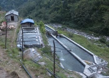 विदेशबाट फर्केर सामूहिक माछापालन