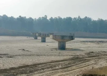 दोदा पुलः आठ वर्षमा तीन पिलर मात्रै ठडिए