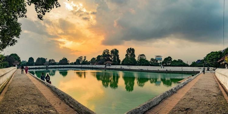 पर्यटकको आकर्षण बन्दै भक्तपुरको रानीपोखरी