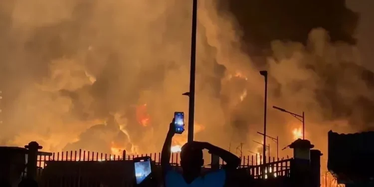 इन्धन डिपोमा आगलागी हुँदा ११ को मृत्यु, ८८ घाइते