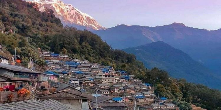 सिक्लेसमा बढ्दो पर्यटक आगमनसँगै व्यवस्थापनको चिन्ता