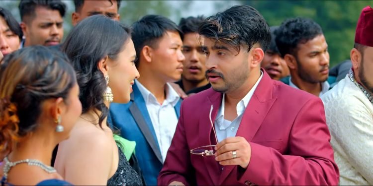 गायक मोहन श्रेष्ठको कोसेली अरे क्यानाम