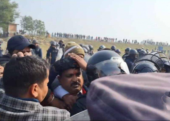 प्रहरीको लाठीचार्जबाट मधेसका शिक्षामन्त्रीको टाउको फुट्यो