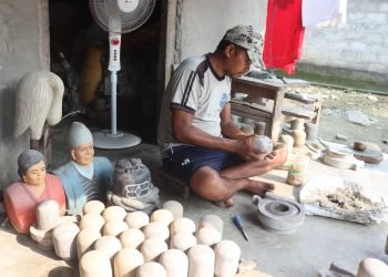 ढुङ्गामा कला भर्दै गोविन्द बोटे