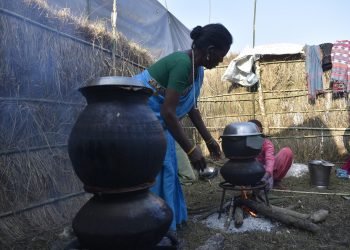 होमस्टेका पाहुनालाई चिचर र घोगीका परिकार