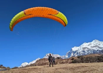 लमजुङमा ‘हाइ अल्टिच्युड’को प्याराग्लाइडिङ विद्यालय