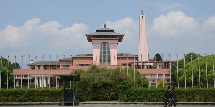 नारायणहिटी दरबार संग्रहालयको पर्खाल भत्काउन महानगरको ताकेता