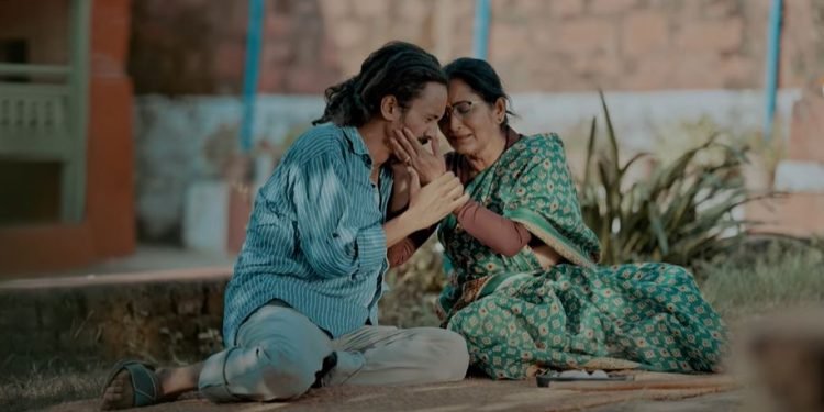 आमाको पीडा नबुझ्ने छोरा–बुहारीको कथा लिएर आए राजनराज शिवाकोटी