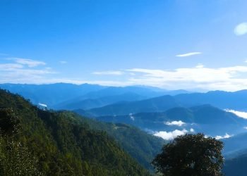 पर्यटकलाई लोभ्याउँदै ‘गुराँस’