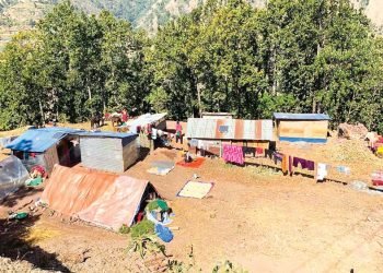 जाजरकोट भूकम्पले भासिए बस्ती, जङ्गलमै बास