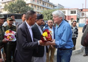 बेलायतका विकासमन्त्रीद्वारा लुम्बिनी प्रादेशिक अस्पतालको अवलोकन