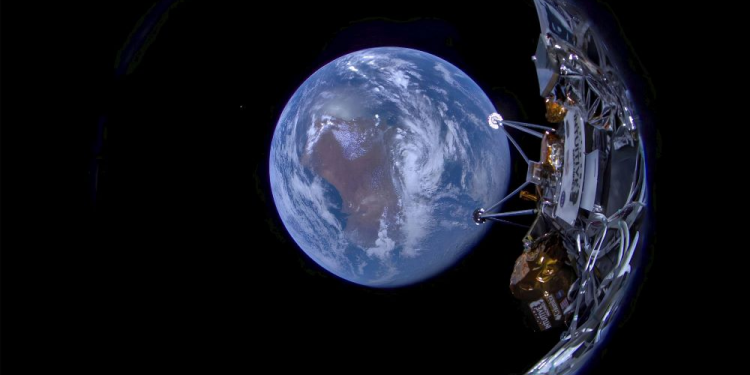 अमेरिकाले पाँच दशकपछि चन्द्रमामा अवतरण गरायो ‘ओडीसीएस’